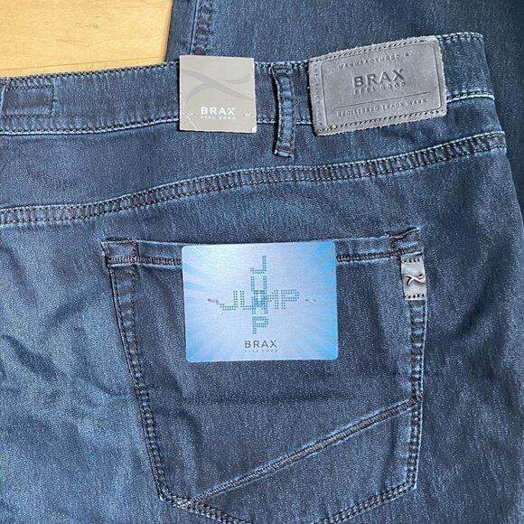 BRAX BNWT 50x34 Men's Jeans "Chuck" New Dark Denim - Picture 7 of 9
